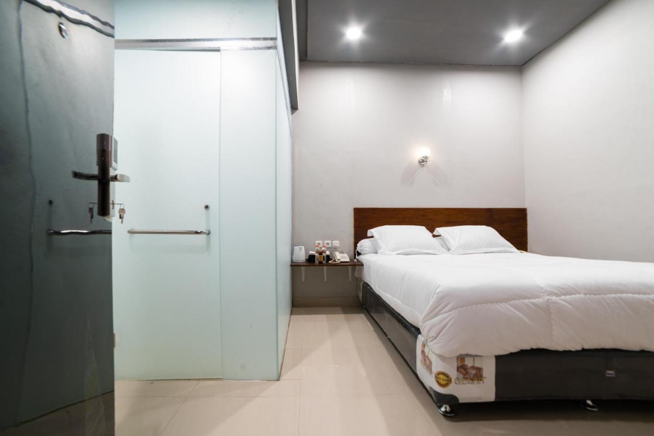 Glamour Hotel And Spa Medan Buitenkant foto