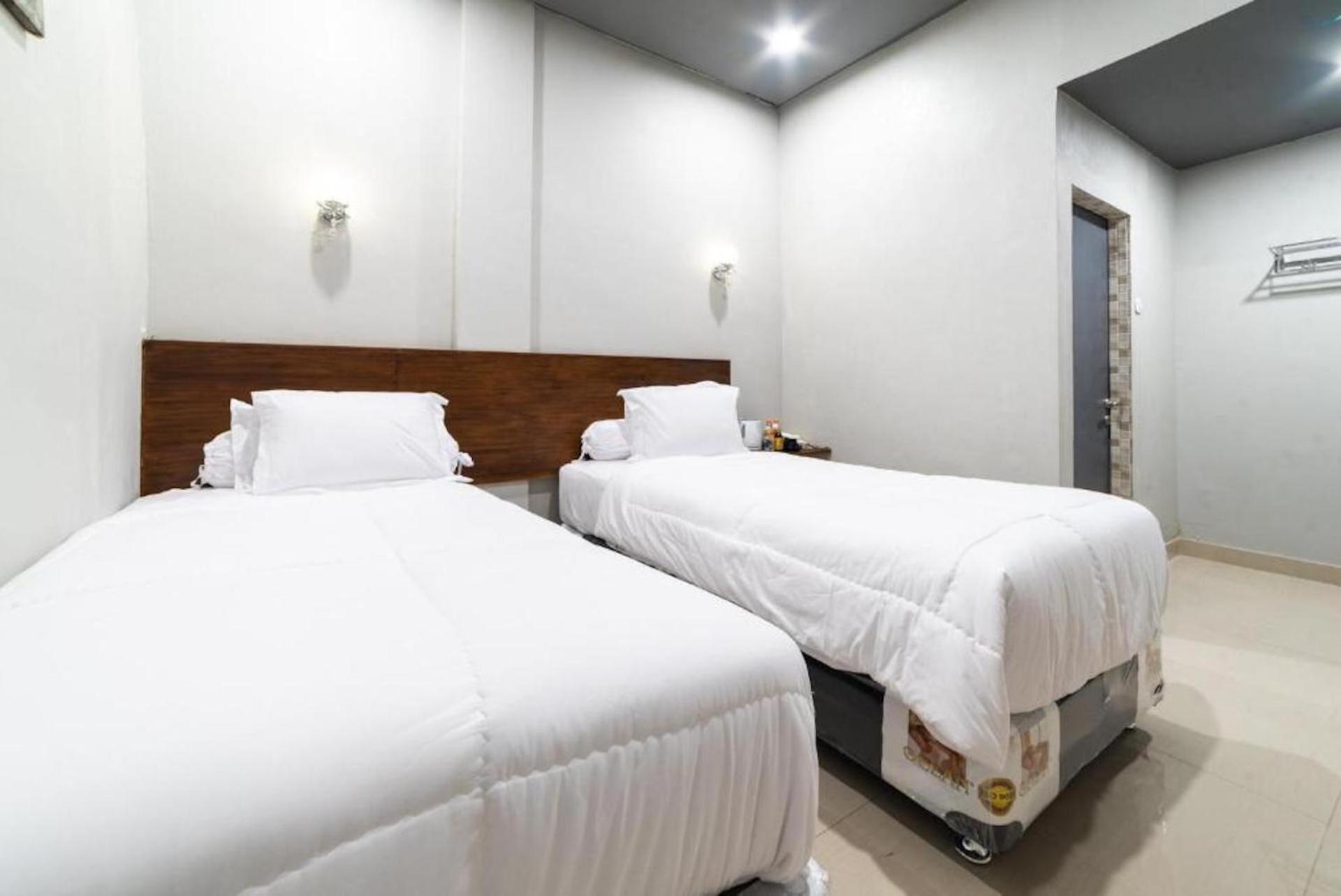 Glamour Hotel And Spa Medan Buitenkant foto
